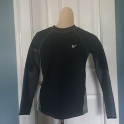 2   Likes GAP Kids Longsleeve Techwear that Bacteria Odor-12