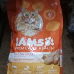 IAMS Proactive Health 7lb Bag of cat food