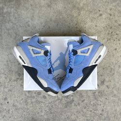 Jordan 4 Retro “University Blue”