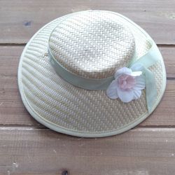 **AMERICAN DOLL** STRAW HAT W/FLOWER & RIBBON  *DVD INCLUDED*