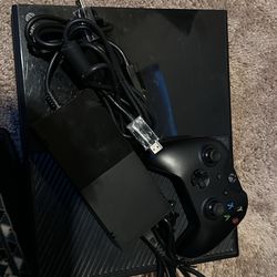 Xbox One Console w/ Controller