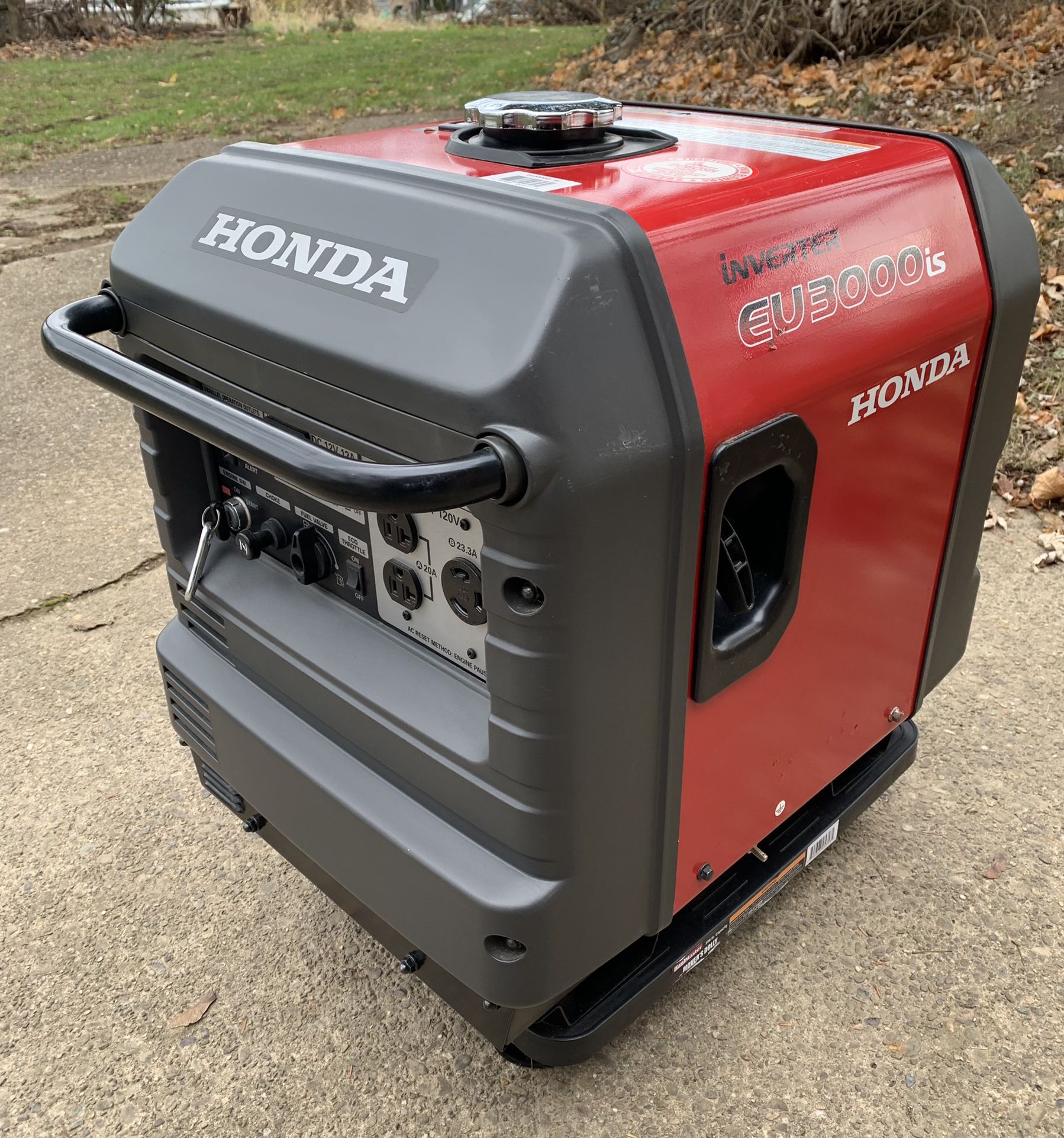 Honda Generator eu3000is - New Battery! Hardly Used