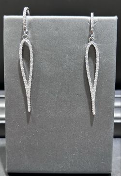 Gold Diamond dangling earrings