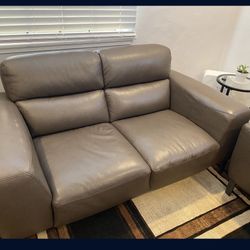 Leather Sofa & Loveseat 