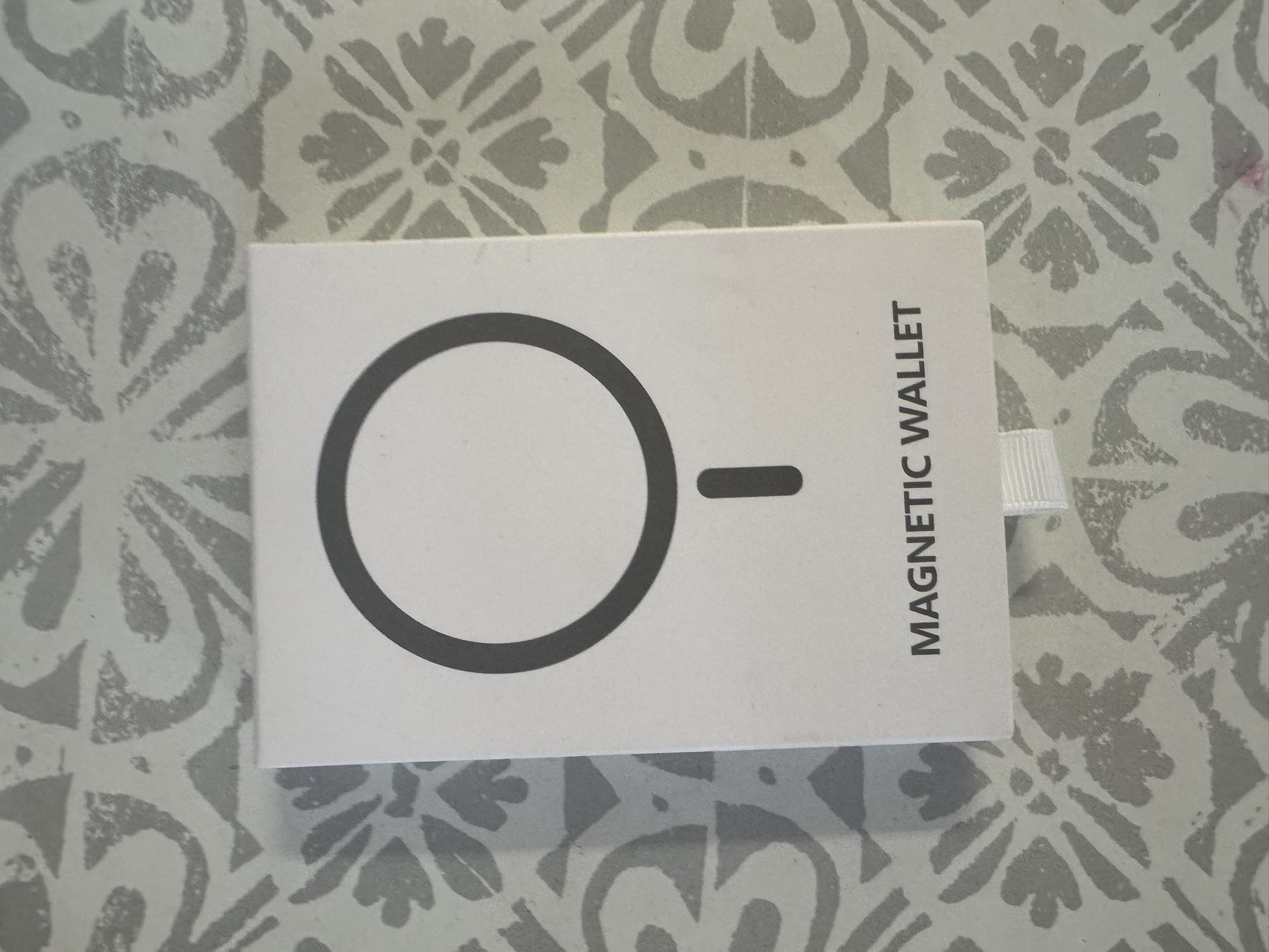 Magnet Wallet