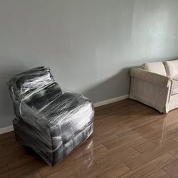 Electric Chair And Pull Out Couch