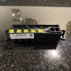 Whirlpool Gas Range Spark Module Board WPW10475149 or W10475149