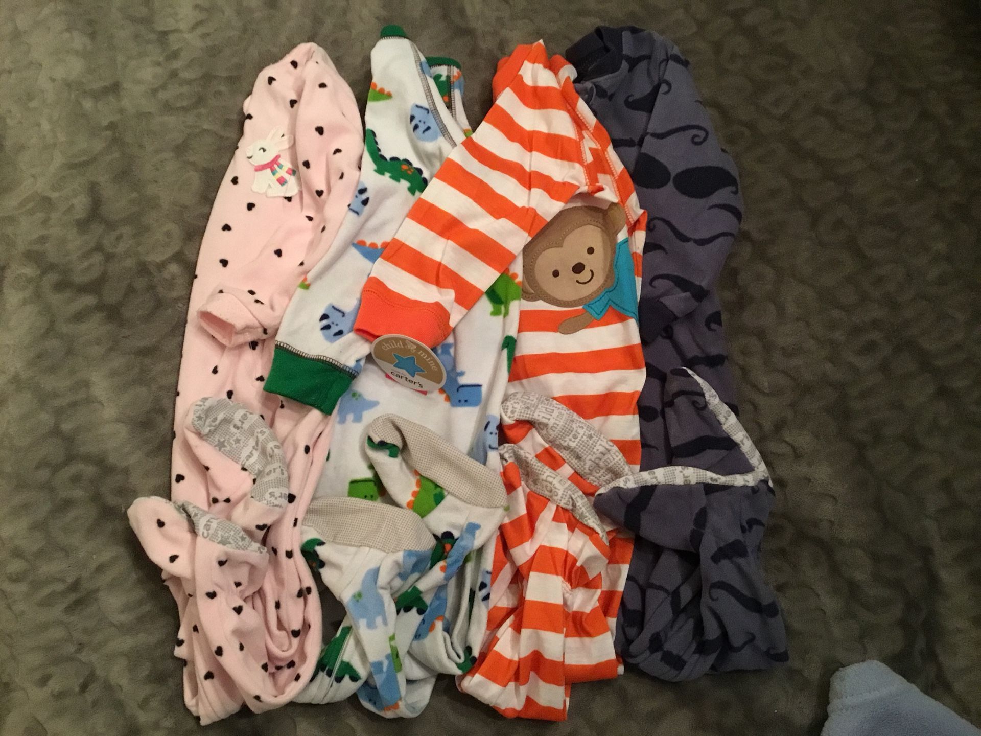 4 NEW Carter’s onesies !!! NEW !!!