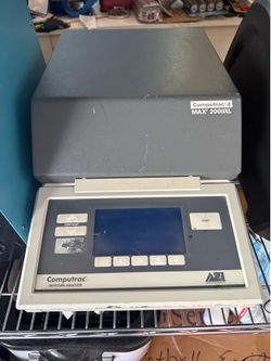 Computrac MAX 2000XL Laboratory Moisture Analyzer MAX-2000