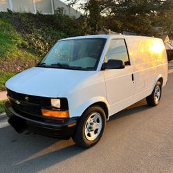 2004 Chevrolet Astro Cargo Van