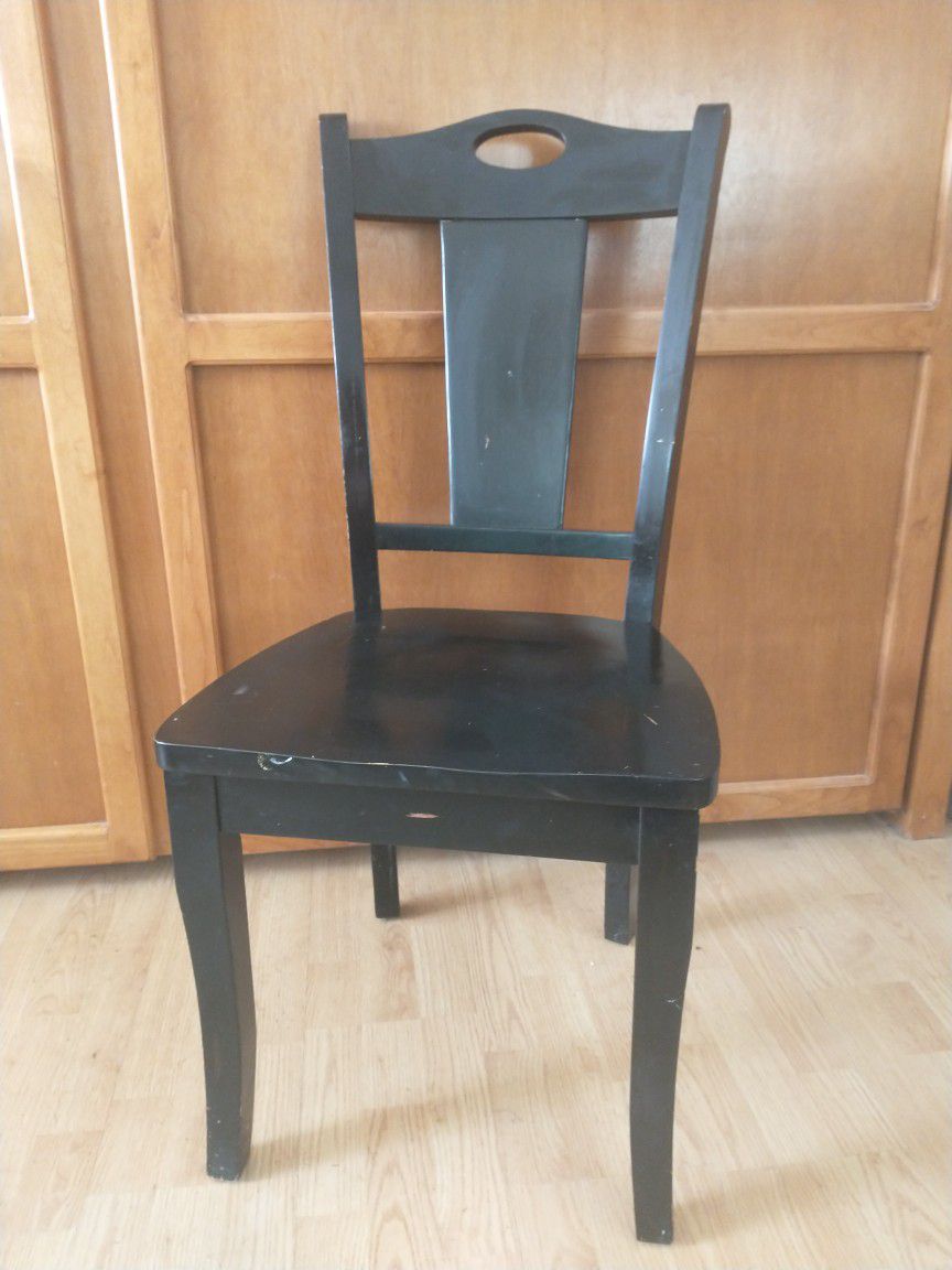 Sturdy Black Desk Chair