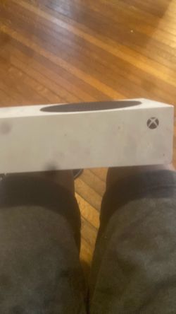 Xbox Series S ( Broken )