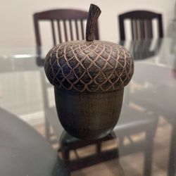 Acorn Candle Holder With Candle 