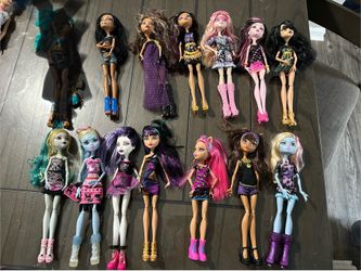Monster high and bratz dolls