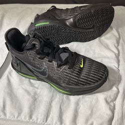 Nike Men's Lebron Witness 6 Trainers, EU 44, black, 44 EU