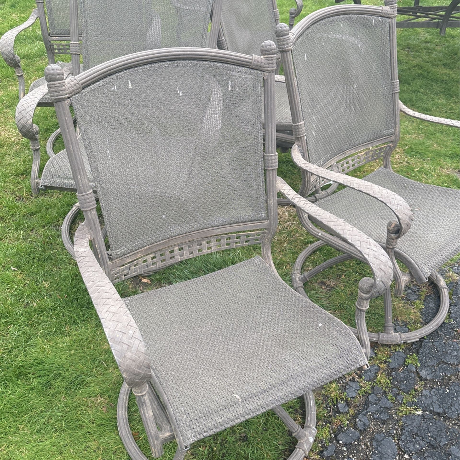 6 Aluminum Patio Chairs $300