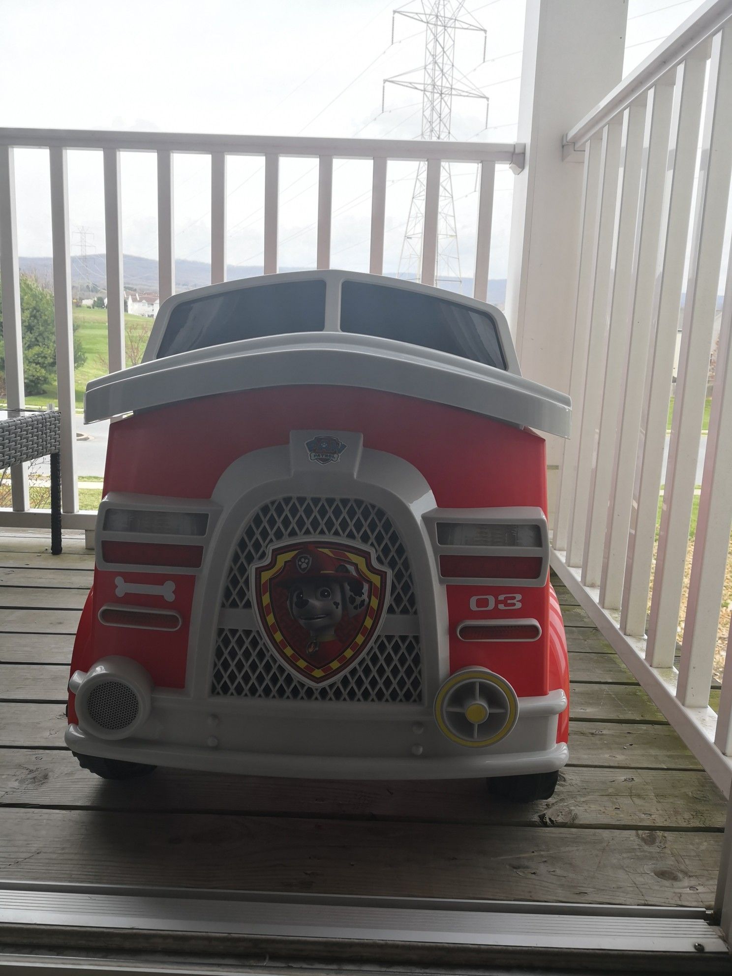 Paw Patrol Fire Truck 6 Volt powered Ride on Toy by Kid Trax, Marshall rescue.