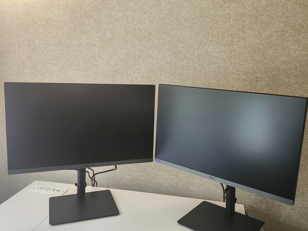 Samsung Monitors