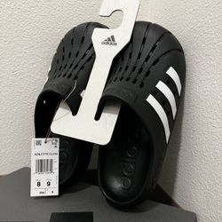 UNISEX ADIDAS CLOG- NEW W/ TAGS