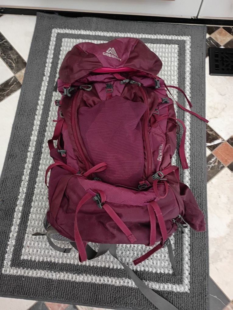 Gregory Deva 60 Backpacking Hiking Backpack Women's Small
