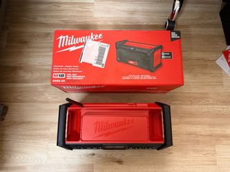 Milwaukee M18 Bluetooth Jobsite Radio 2952-20