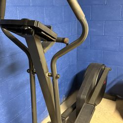 Elliptical machine 