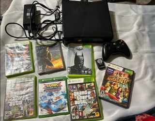 Xbox 360 Console Bundle with Games and Controller