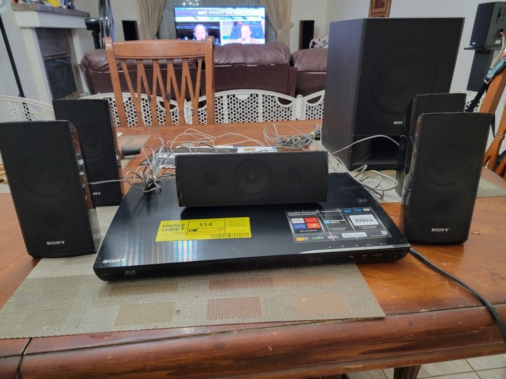 Sony Blue Ray Surround Sound System 5.1 Ch