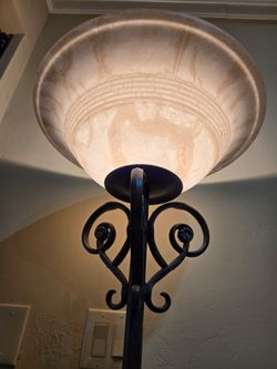 Gorgeous Heavy Home Designer Iron Floor Lamp ONLY $40!!!!