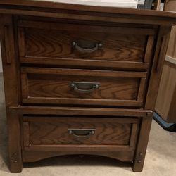 Furniture, Bedroom, QUEEN Size  - Bedroom  Suite