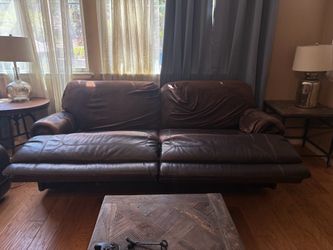 Two identical couch’s!
