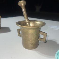 Heavy Antique Brass Pharmaceutical Mortar And Pestal