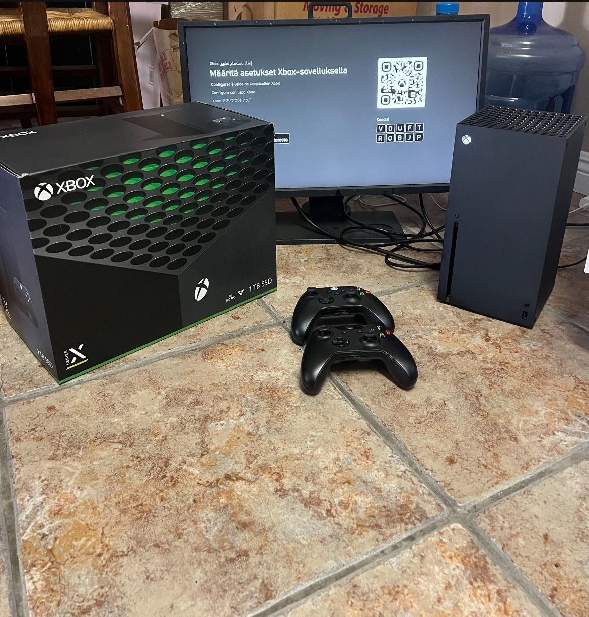 Xbox Series X 1 TB storage And 2 Controllers