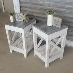2 End Tables 