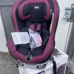 New Chicco Next Fit Convertible Car Seat 