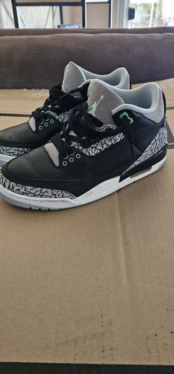 Jordan 3 Green Glow Size 8