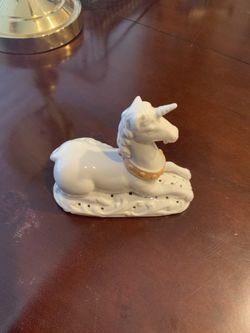 Unicorn Potpourri Holder Avon 1981