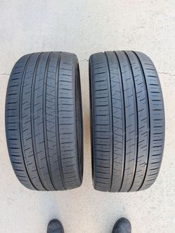 235/35/20 PAIR OF TIRES USED