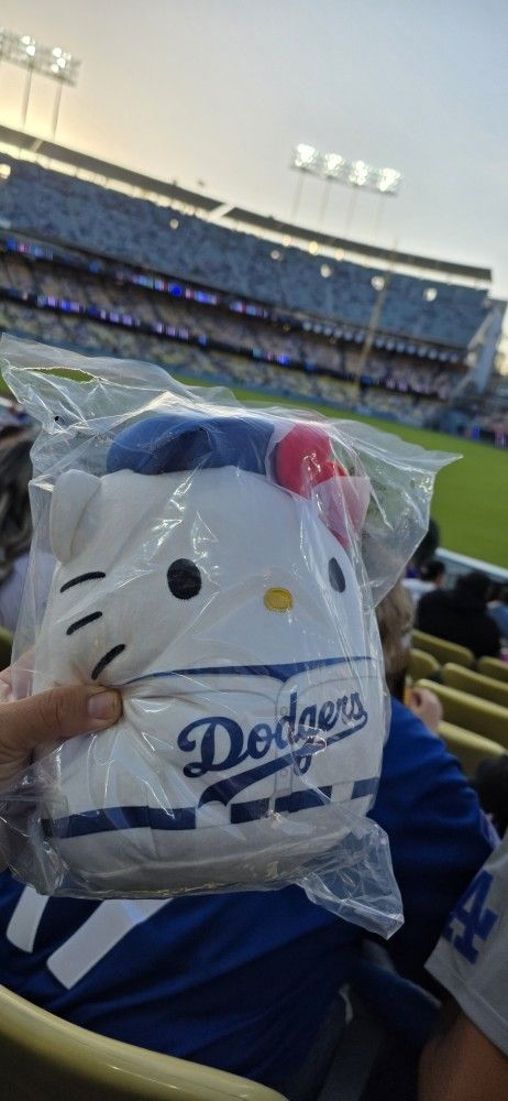 Hello Kitty Dodgers Slushie