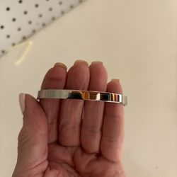 Top cuff bracelet 