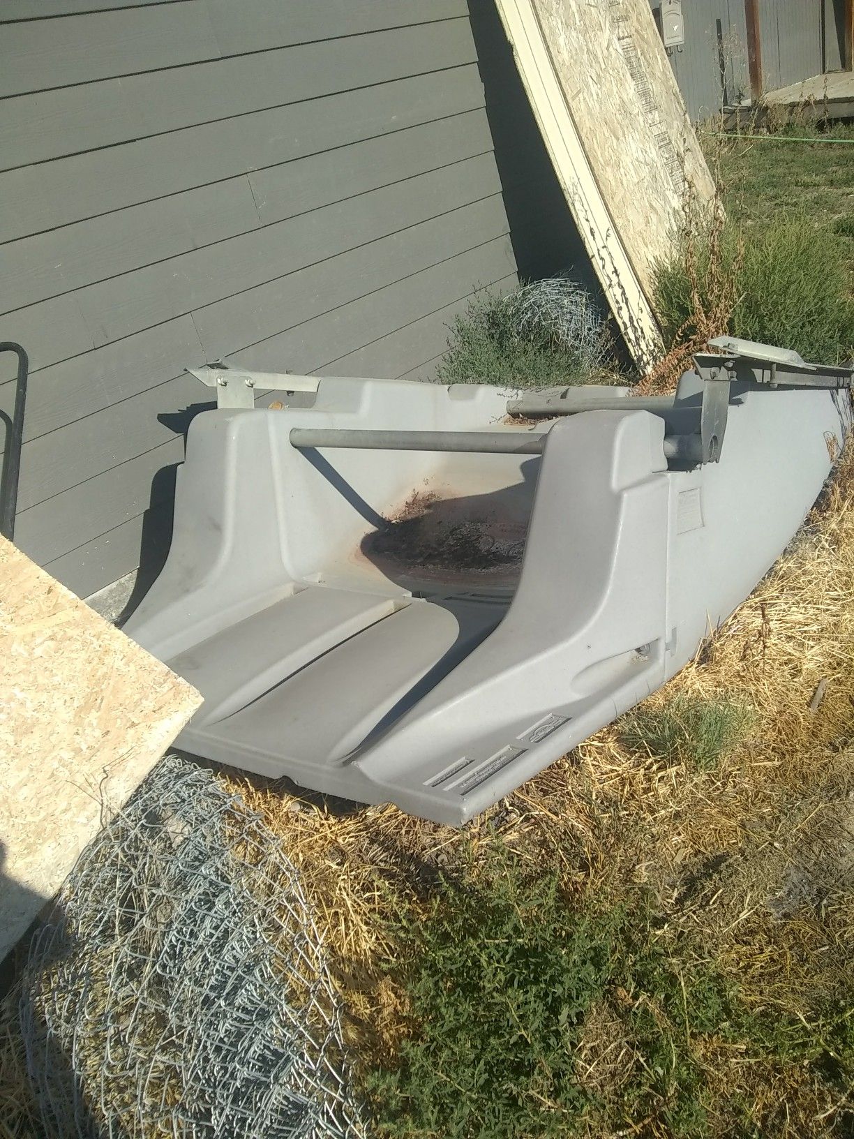 Semi truck aerodynamic tray