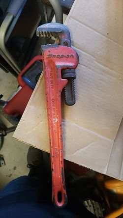Snap-on 18 inch pipe wrench
