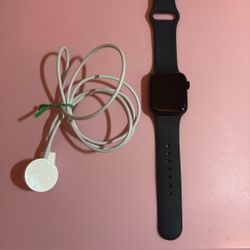 New Apple iWatch Generation/charger from Verizon store