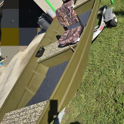 14ft Alumacraft John Boat