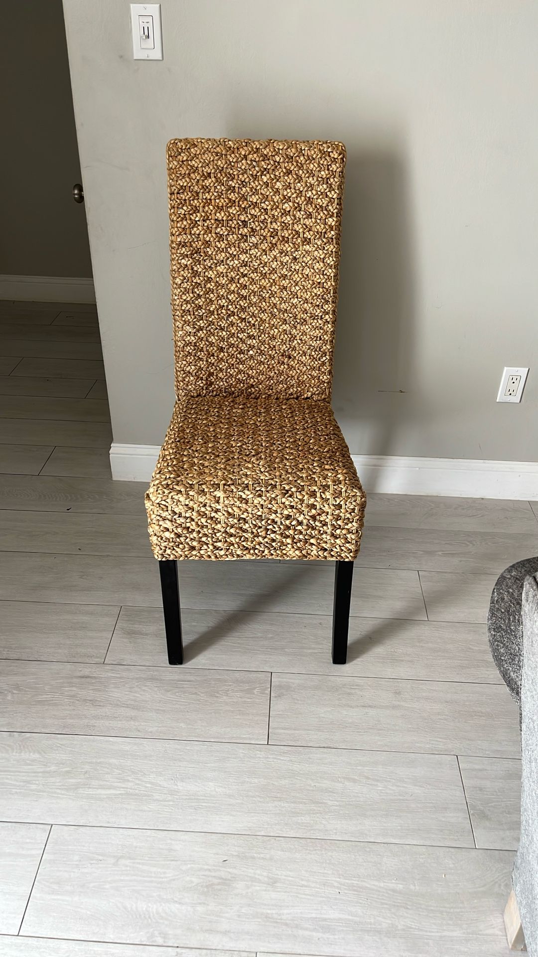 6 Natural Wicker Dining Table Chairs