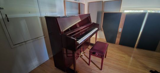 Upright Piano - Samick