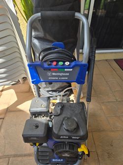 Westinghouse 2700 PSI 2.3 GPM Gas Pressure Washer