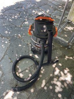 Stainless shop vac by Regid