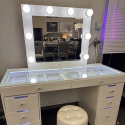 NEW OFFER💎White Vanity W/ Stool and LED Lights