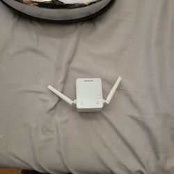 Wifi Extender By Netgear 